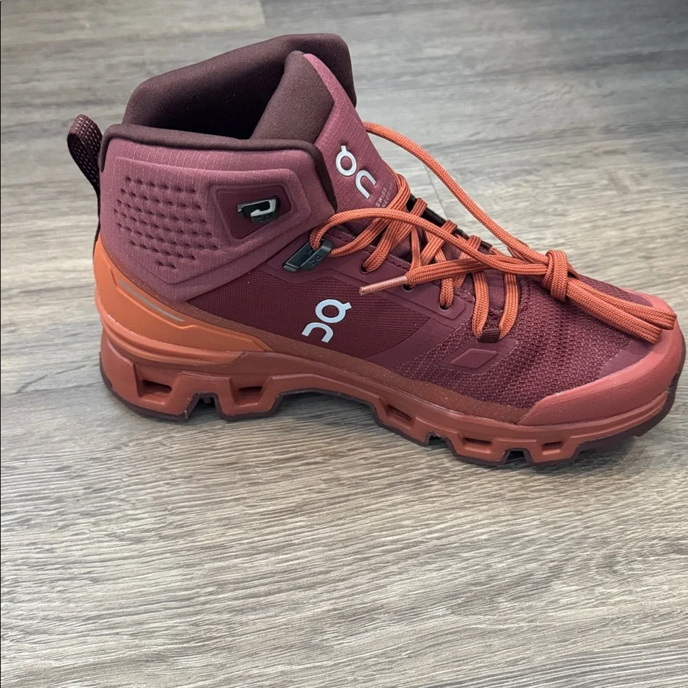 On Running Cloudrock 2 Women’s Hiking Shoes/Boats Size Maroon 8.5 - Picture 4 of 7